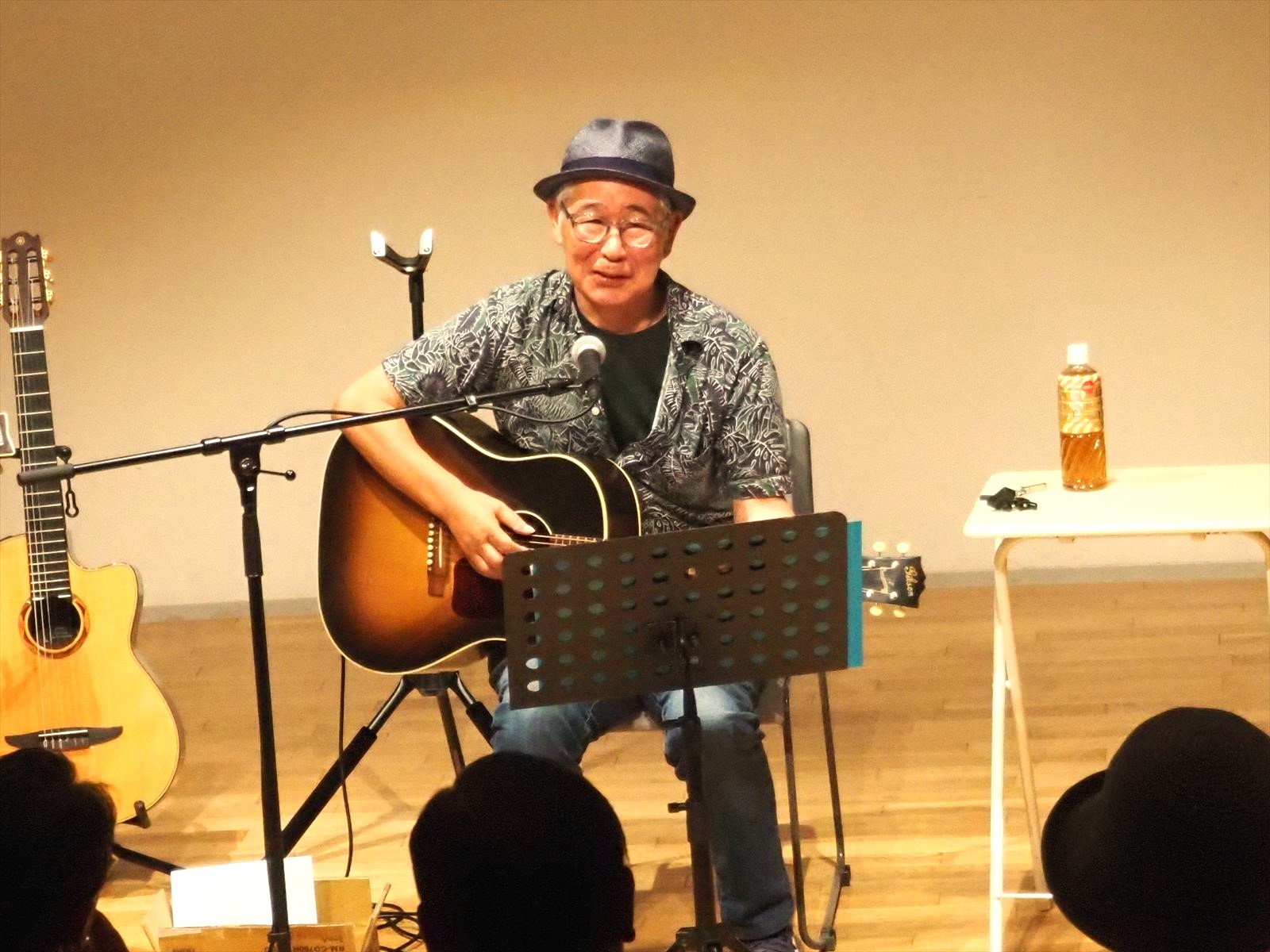 浅沼修さん 「時計台のある街コンサート」 渡辺淳一文学館で開催 札幌の抒情を歌う ひろまある 清田